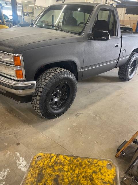Chevrolet-1990-black-4