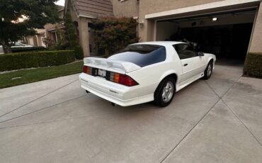 Chevrolet-1991-white-8