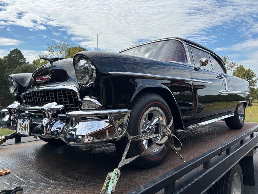 Chevrolet-2-Door-Bel-Air-1955-2