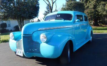 Chevrolet-2-door-sedan-1940-custom