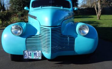 Chevrolet-2-door-sedan-1940-custom-5