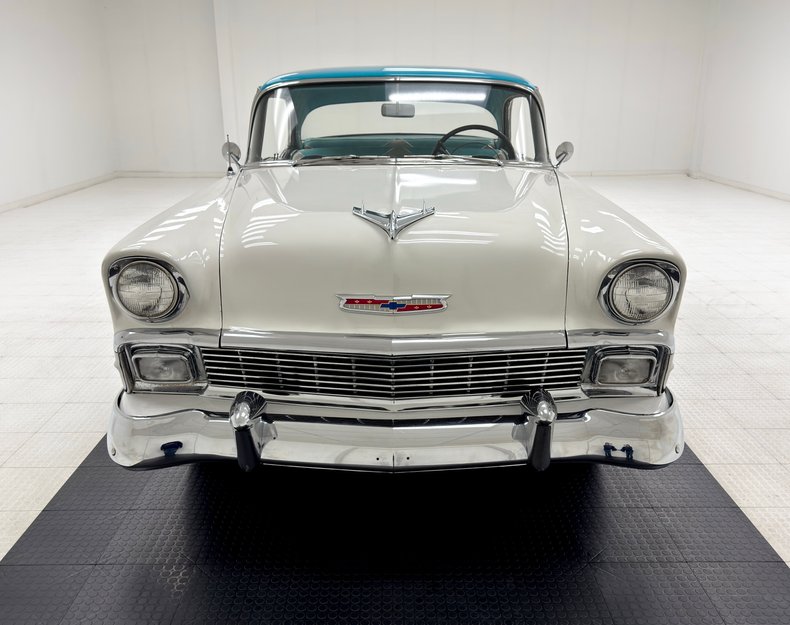 Chevrolet-210-1956-India-Ivory-Turquoise-23