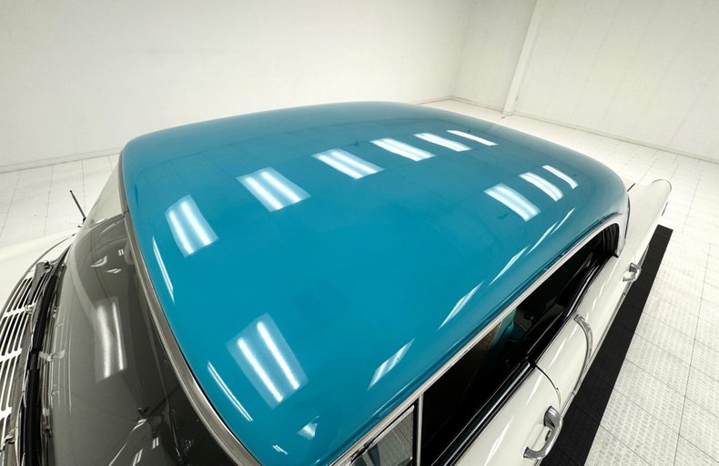 Chevrolet-210-1956-India-Ivory-Turquoise-29