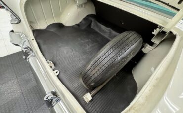 Chevrolet-210-1956-India-Ivory-Turquoise-36