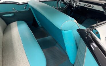 Chevrolet-210-1956-India-Ivory-Turquoise-41
