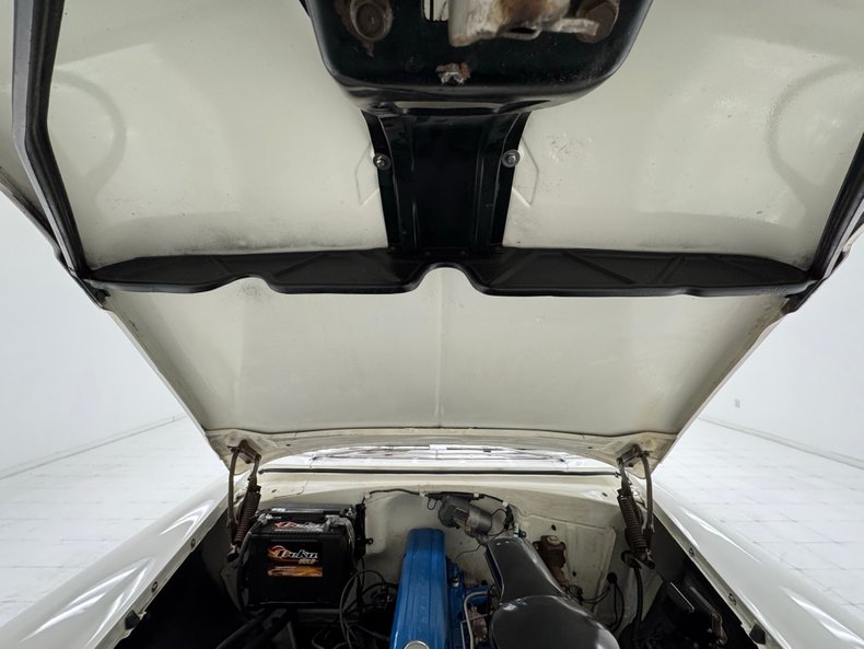 Chevrolet-210-1956-India-Ivory-Turquoise-5