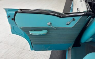 Chevrolet-210-1956-India-Ivory-Turquoise-9