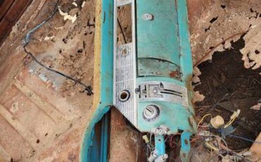 Chevrolet-210-1956-brown-12