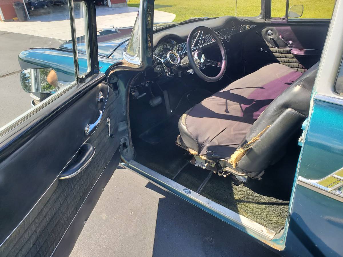 Chevrolet-210-1956-green-2
