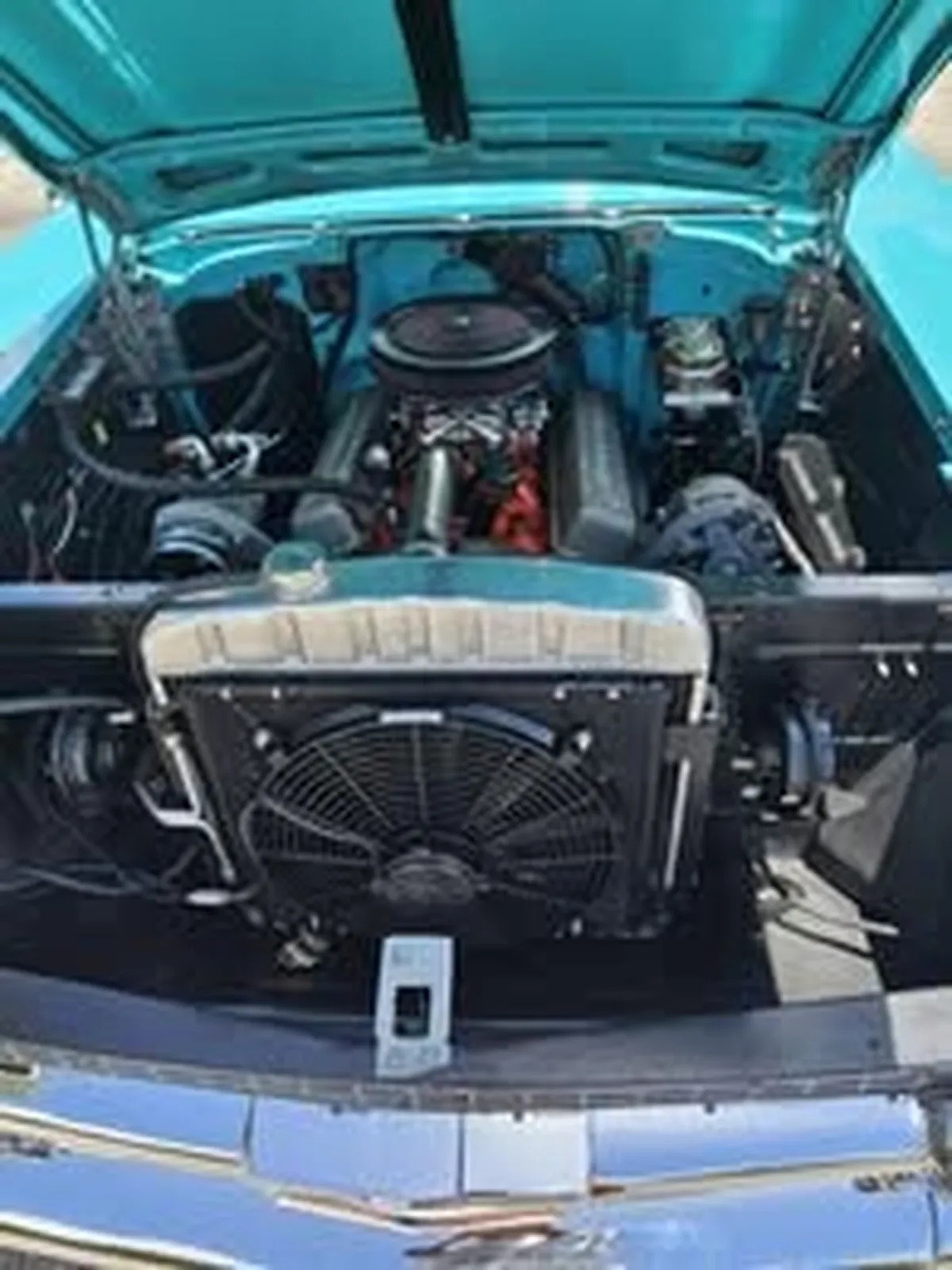 Chevrolet-210-1957-Turquoise-amp-White-Light-Blue-amp-White-10