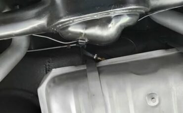 Chevrolet-210-1957-Turquoise-amp-White-Light-Blue-amp-White-2