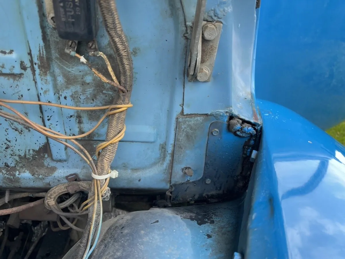 Chevrolet-3100-1950-Blue-Original-Brown-13