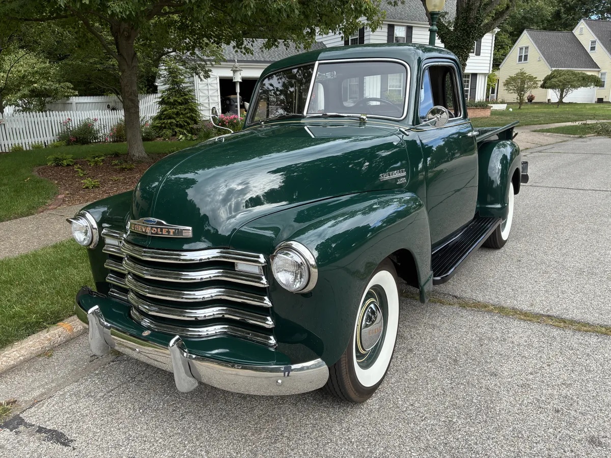 Chevrolet-3100-1951-Dark-Green-Tan-13