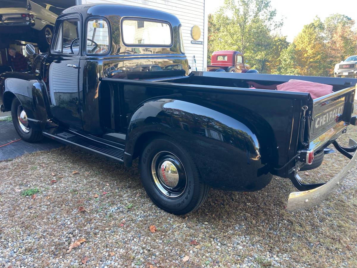 Chevrolet-3100-1952-black-1