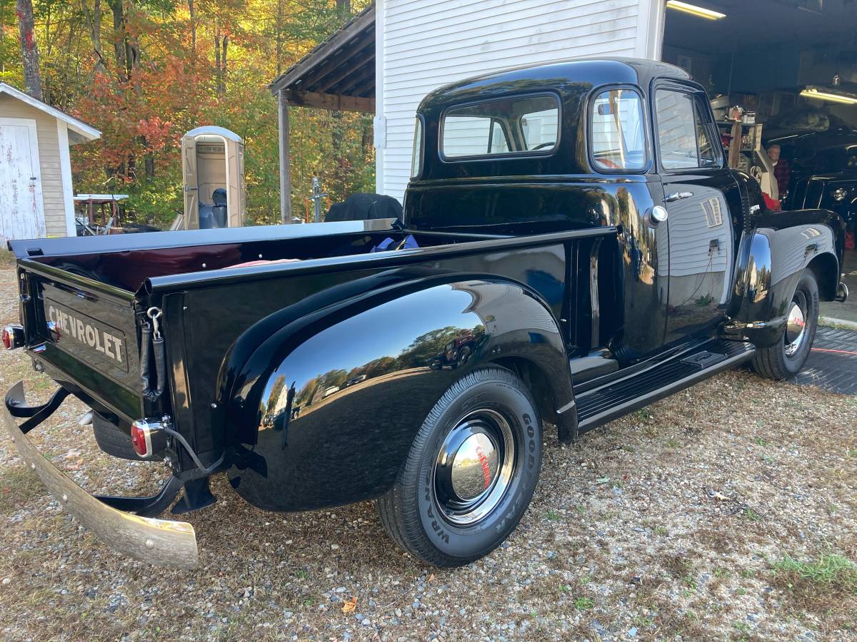 Chevrolet-3100-1952-black-2