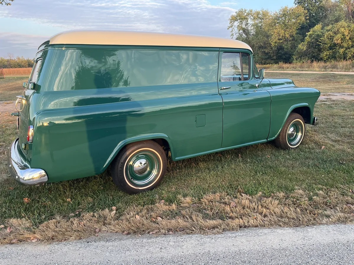 Chevrolet-3100-1956-Green-Grey-13