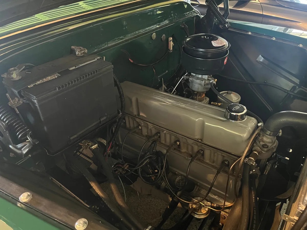 Chevrolet-3100-1956-Green-Grey-2