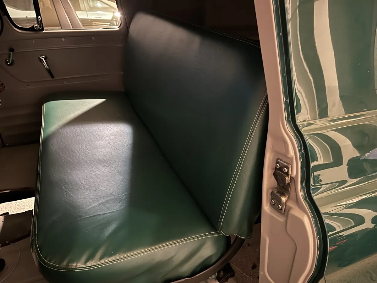 Chevrolet-3100-1956-Green-Grey-4