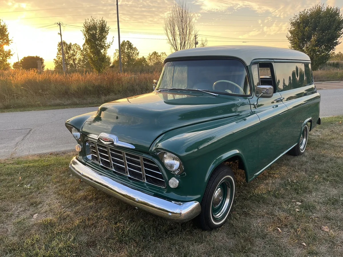 Chevrolet-3100-1956-Green-Grey-9