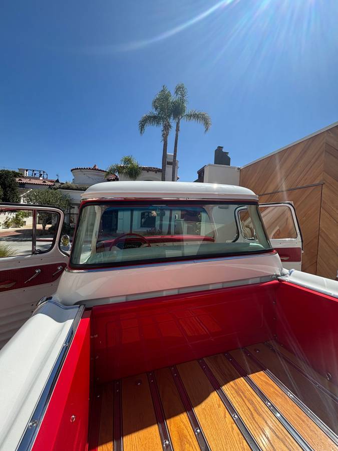 Chevrolet-3100-cameo-1955-8