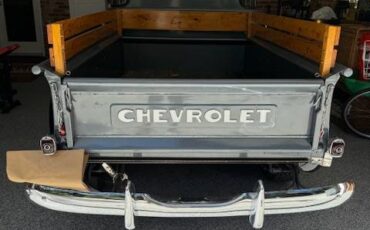 Chevrolet-3100-five-window-1953-black-5
