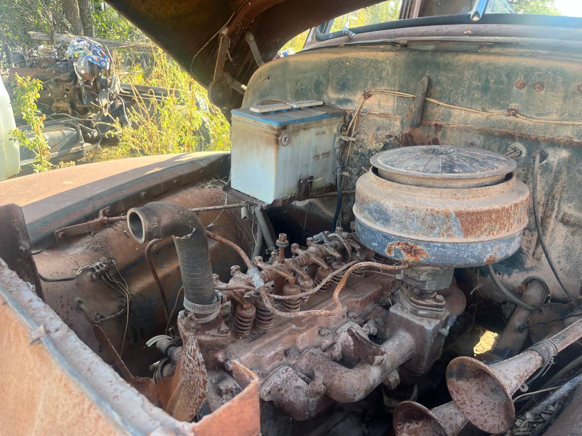 Chevrolet-3200-1950-green-6