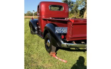 Chevrolet-34-ton-pickup-1941-Red-Grey-22