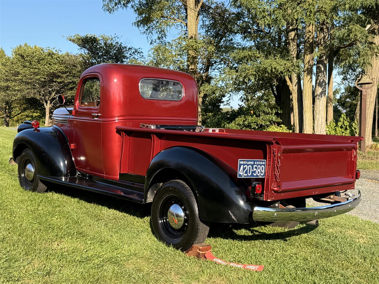 Chevrolet-34-ton-pickup-1941-Red-Grey-23