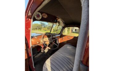 Chevrolet-34-ton-pickup-1941-Red-Grey-26