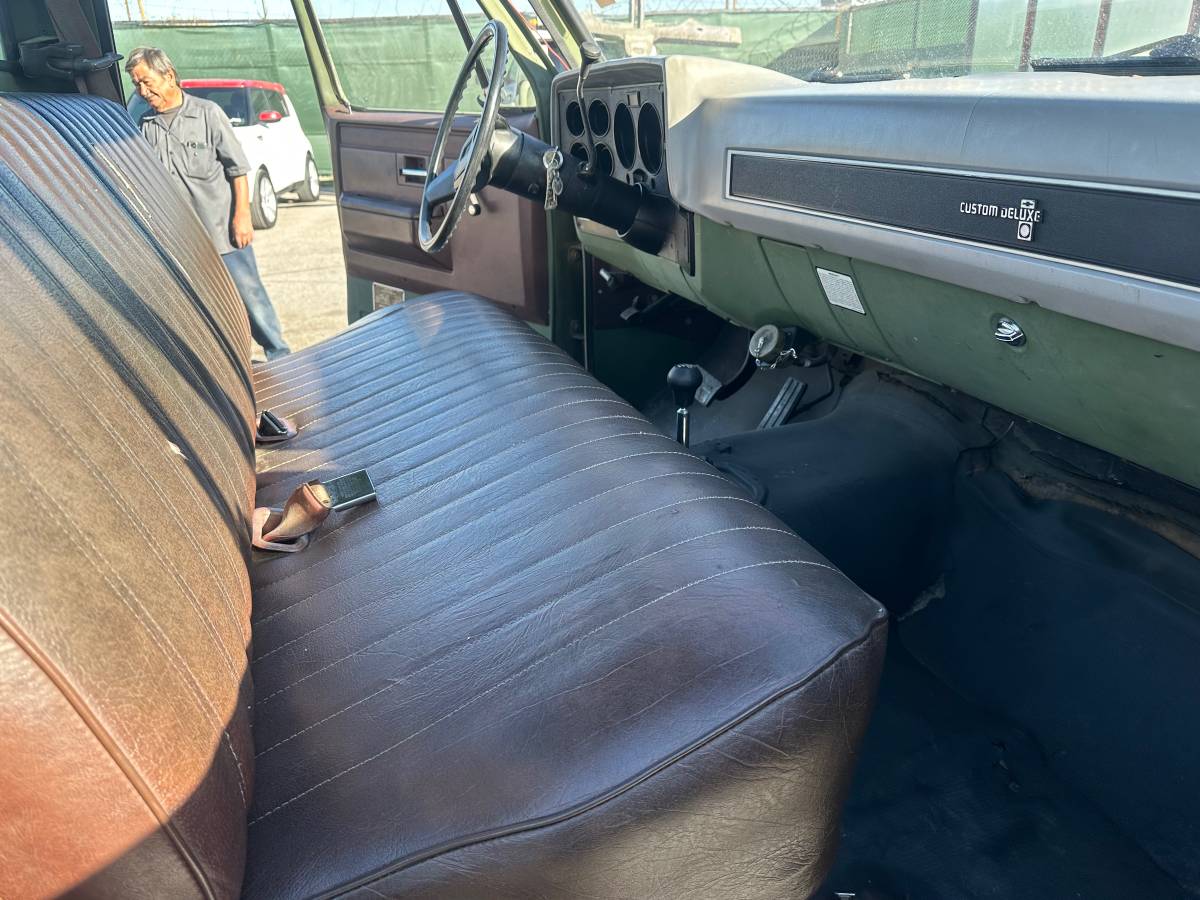 Chevrolet-3500-diesel-1986-10