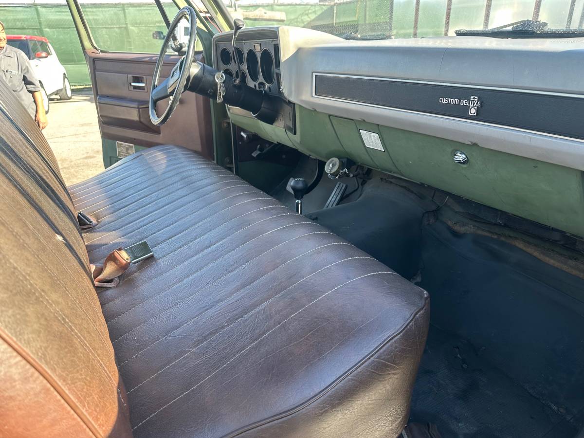 Chevrolet-3500-diesel-1986-11