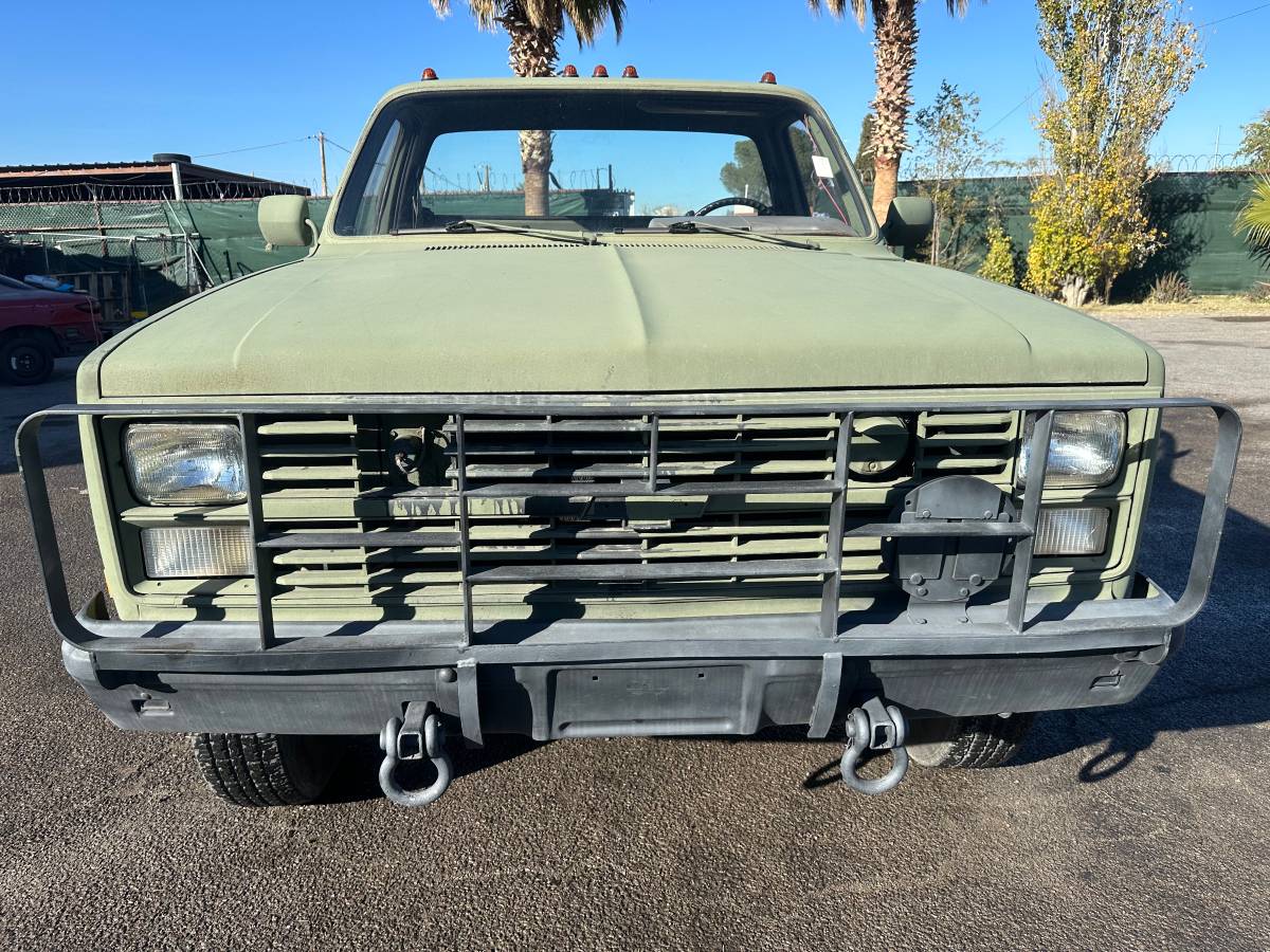 Chevrolet-3500-diesel-1986-2