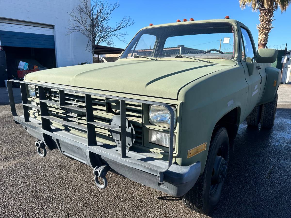 Chevrolet-3500-diesel-1986-3
