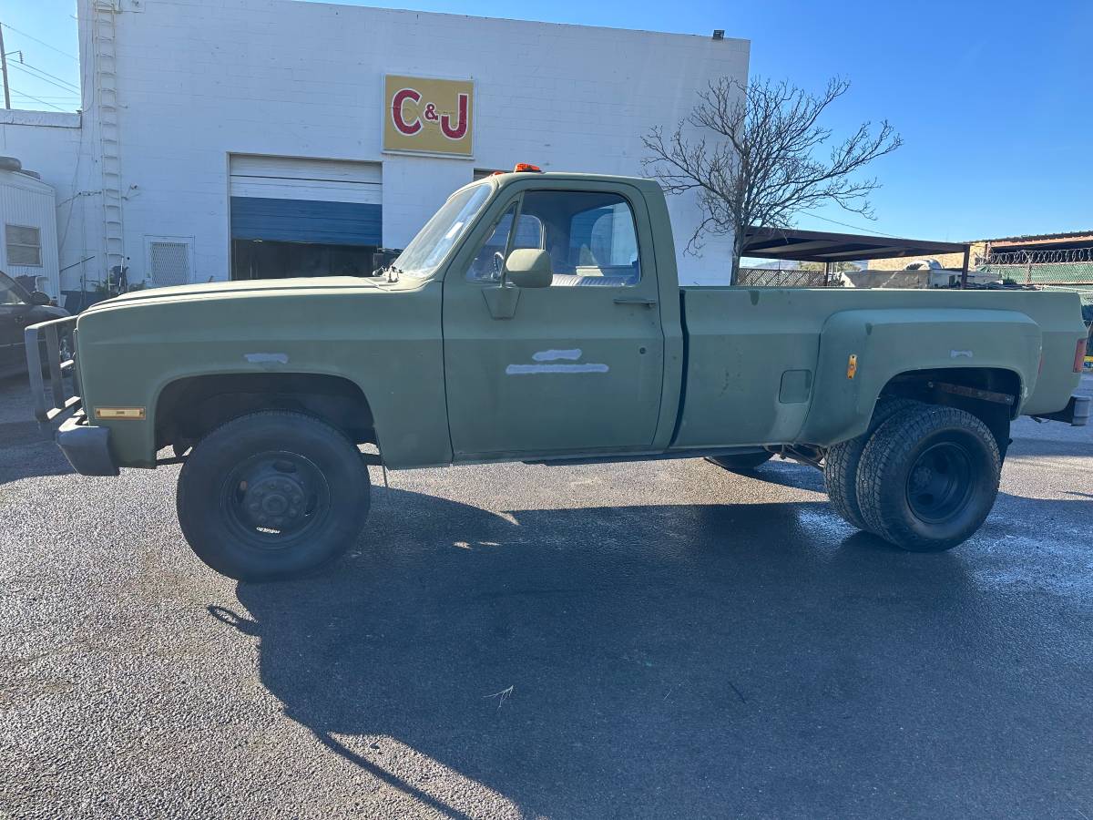 Chevrolet-3500-diesel-1986-4