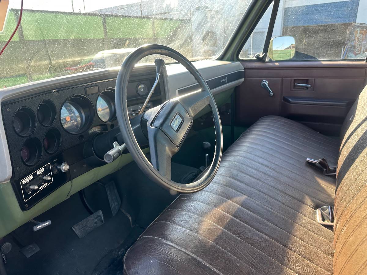 Chevrolet-3500-diesel-1986-9