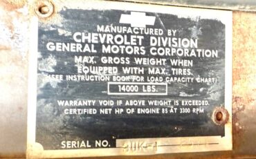Chevrolet-3500hd-1953-red-23