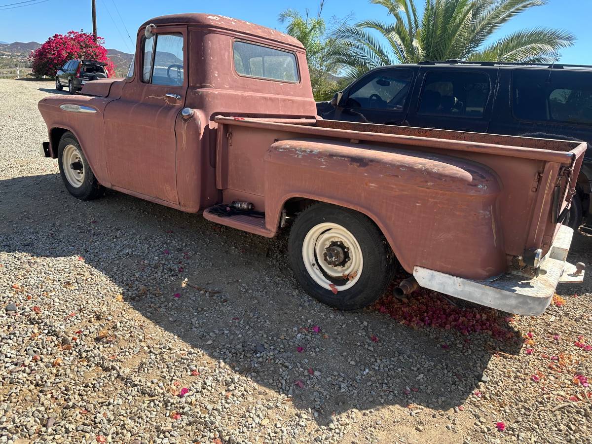 Chevrolet-3600-1957-135