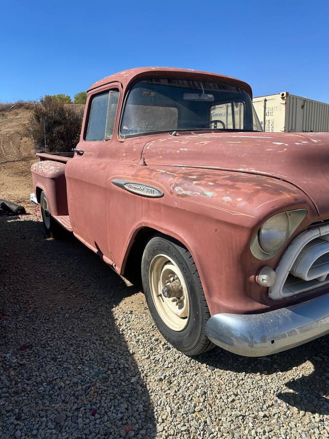 Chevrolet-3600-1957-136