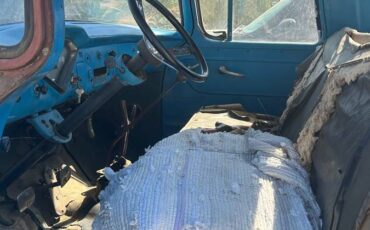 Chevrolet-3600-1957-51