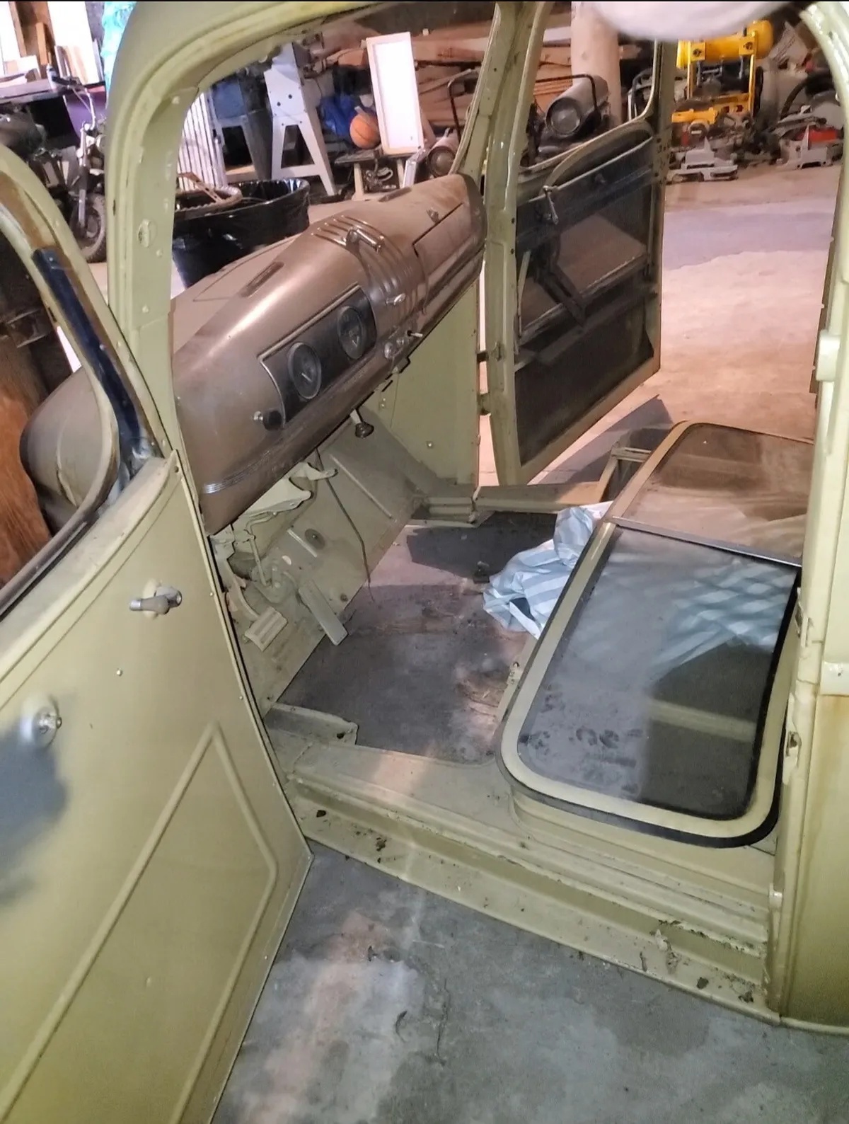 Chevrolet-3800-1946-8