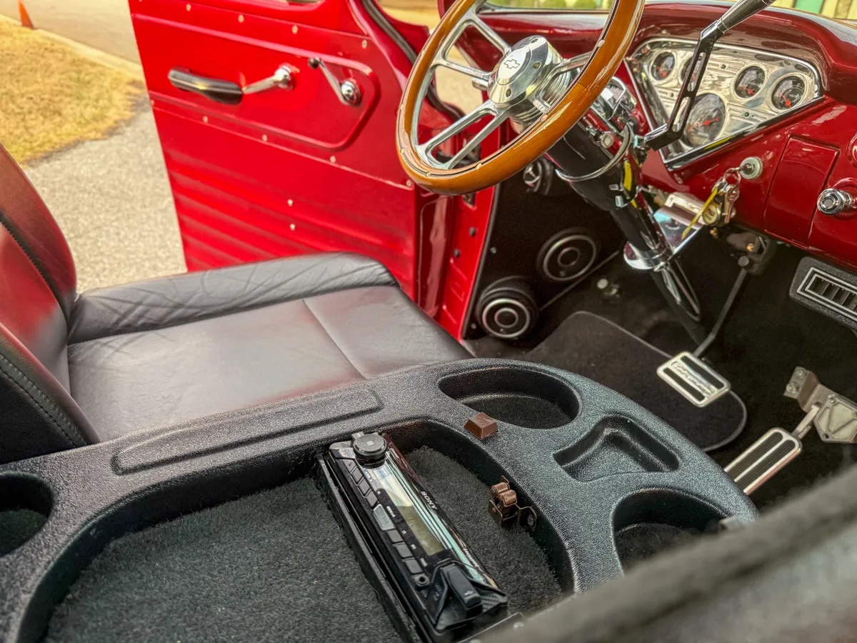 Chevrolet-Apache-1958-Medium-Red-Black-16
