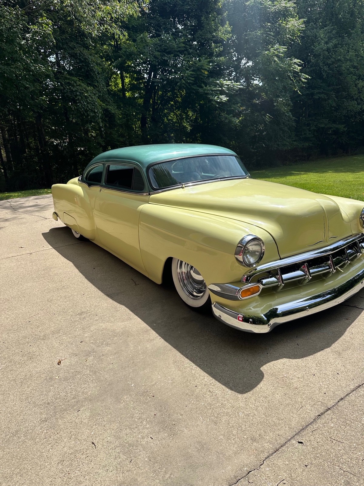Chevrolet-Bel-Air-1954-Coupe-2
