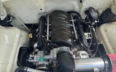 Chevrolet-Bel-Air-210-Restomod-LS3-tremec-6-spd.-Big-brakes-1955-16