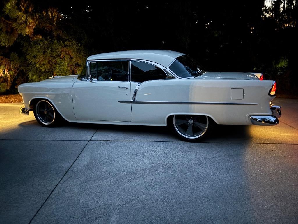 Chevrolet-Bel-Air-210-Restomod-LS3-tremec-6-spd.-Big-brakes-1955-19