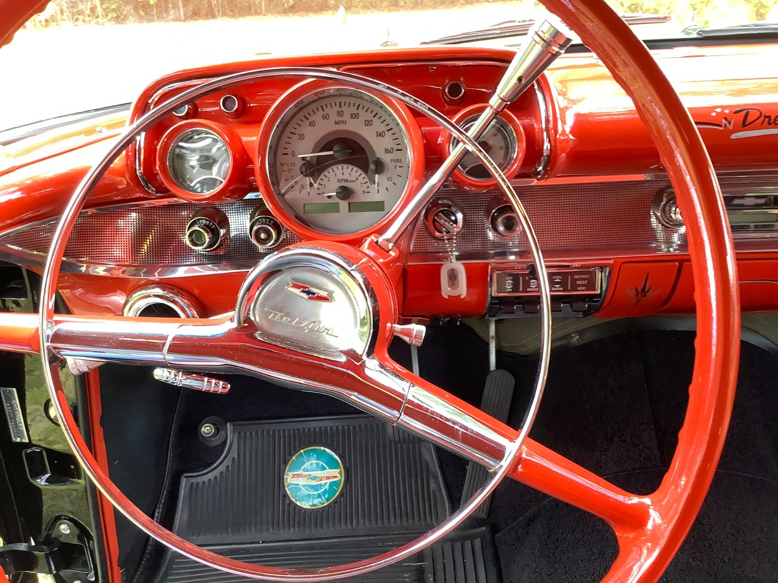 Chevrolet-Bel-Air150210-1957-Two-Door-Hardtop-17