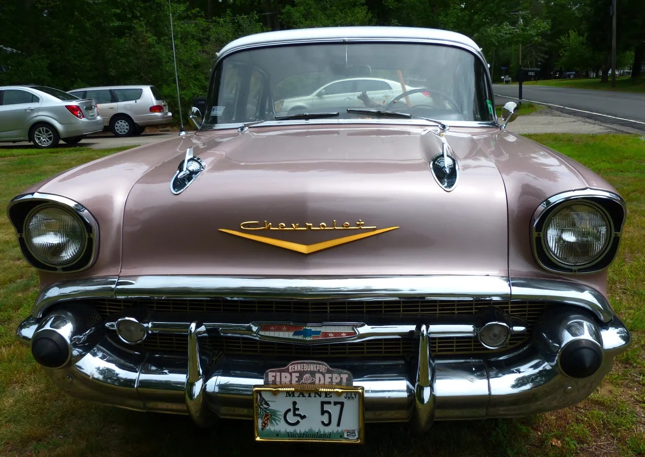 Chevrolet-Bel-air-1957-Dusk-Pearl-amp-India-Ivory-Silver-And-Black-17