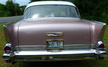 Chevrolet-Bel-air-1957-Dusk-Pearl-amp-India-Ivory-Silver-And-Black-19
