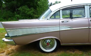 Chevrolet-Bel-air-1957-Dusk-Pearl-amp-India-Ivory-Silver-And-Black-3