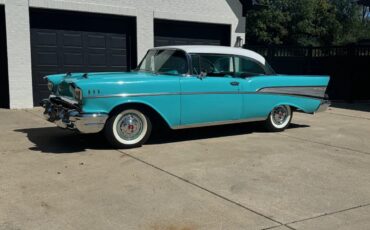 Chevrolet-Bel-air-1957-Tropical-Turquois-And-White-Stock-Turquois-And-Black-1