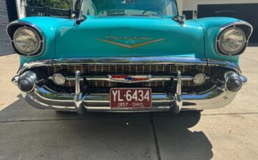 Chevrolet-Bel-air-1957-Tropical-Turquois-And-White-Stock-Turquois-And-Black-9
